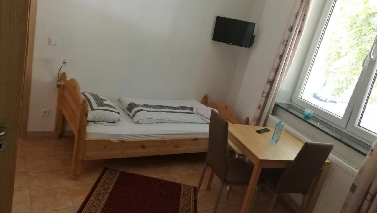Matthias Reiner Kozok Hotel Wuppertal Ngoại thất bức ảnh